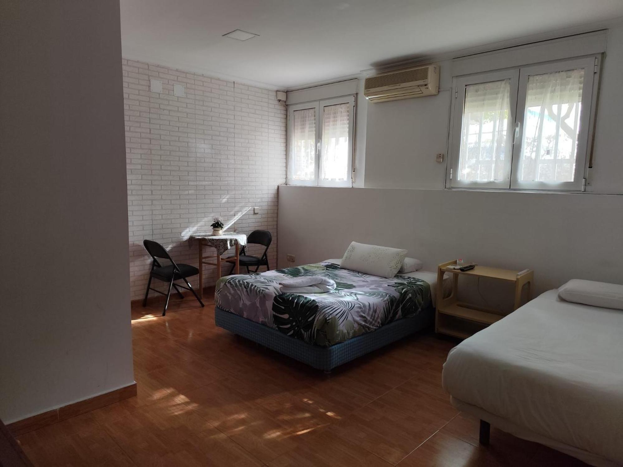 El Colmenar Habitaciones Madrid Exterior photo